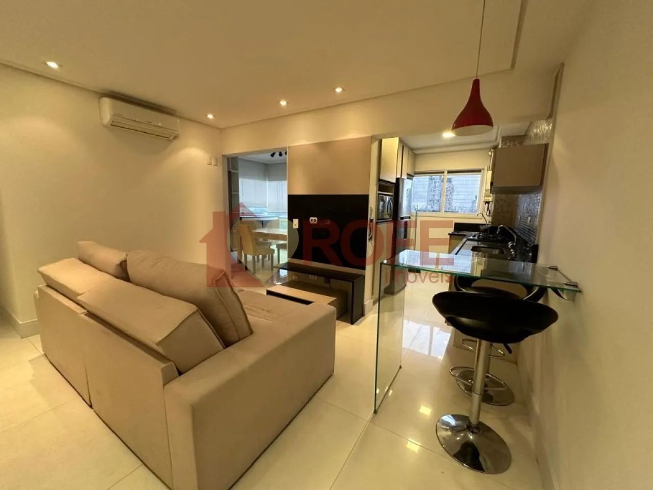 Apartamento para alugar mobiliado com 66m², 2 quartos e sem vaga