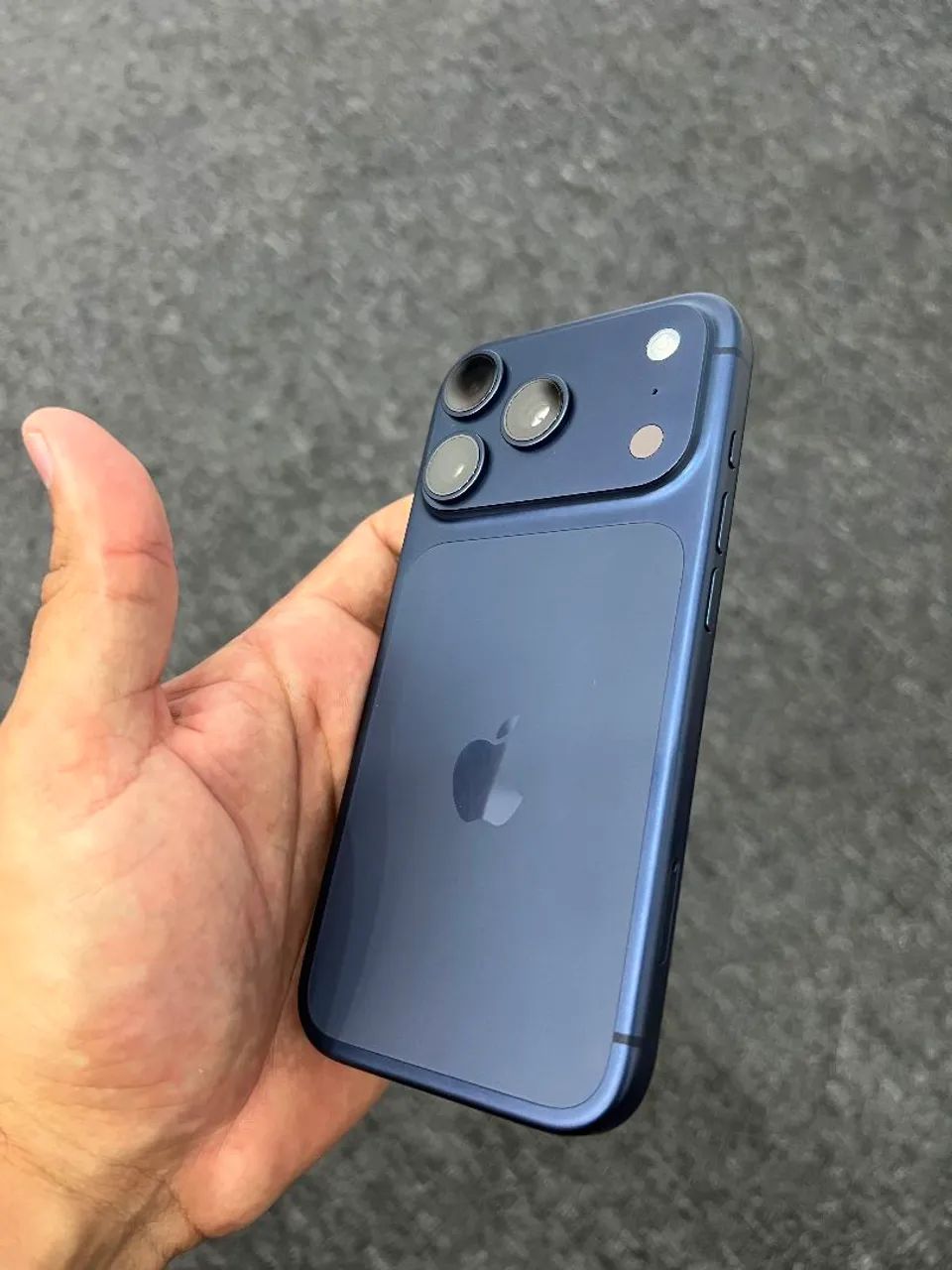 Iphone 17 pro  - Foto 2