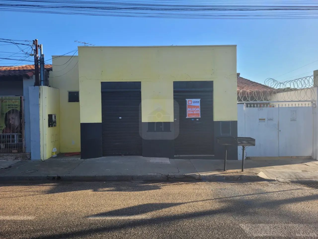 Cômodo Comercial para locação no bairro Tubalina