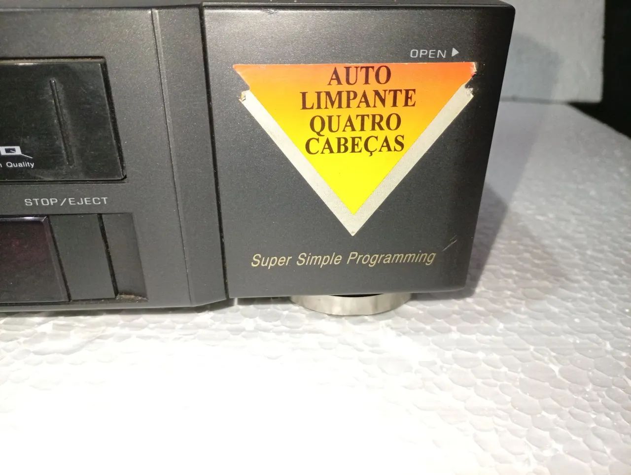 Vídeo cassete CCE 80x - Foto 2