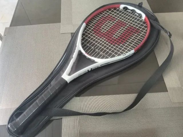 Raquete de  tênis Wilson intermediária