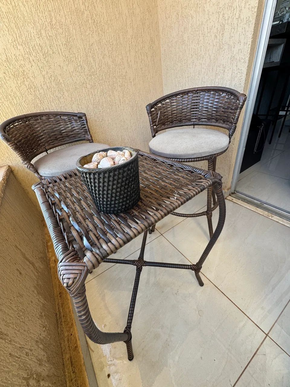 Mesa com cadeiras