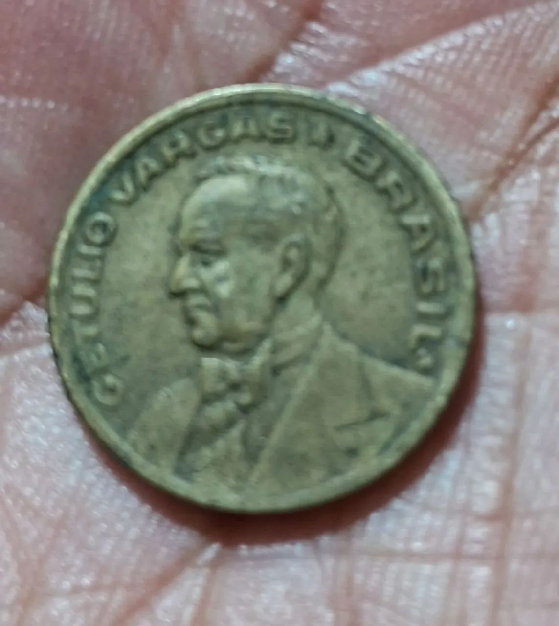 Moeda Antiga de 20 Centavos - 1944 - Foto 2