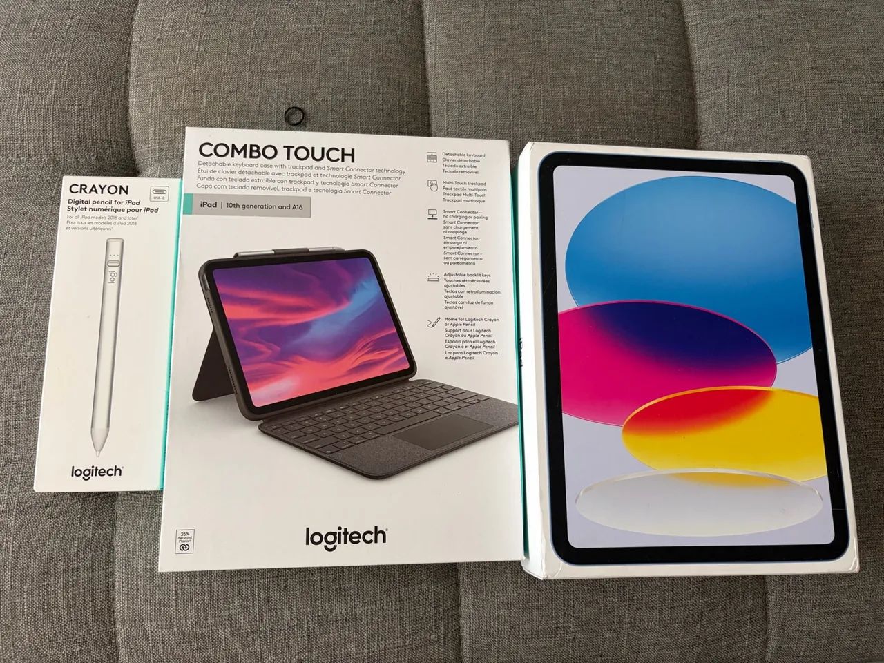 iPad 11ª geração - garantia até 06/27 - Logitech combo touch - caneta logitech crayon - Foto 2