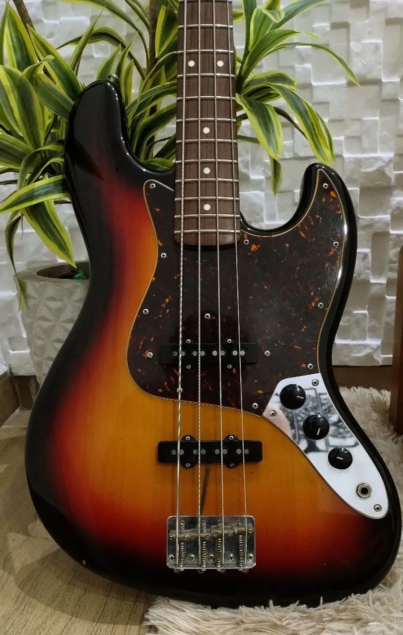 Fender reissue 62 jazz bass Japan - Instrumentos musicais - Santa