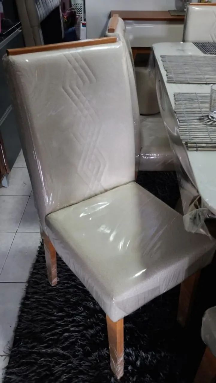 Cadeiras tecido linho semi novas  - Foto 2