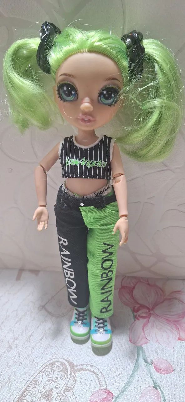 Boneca raiwbon junior jade