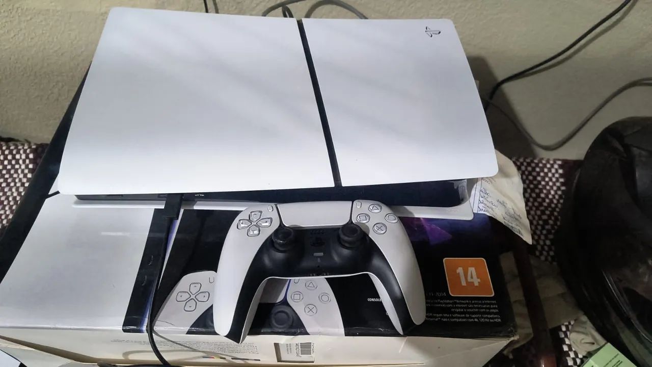 PS5 SLIM 1TB