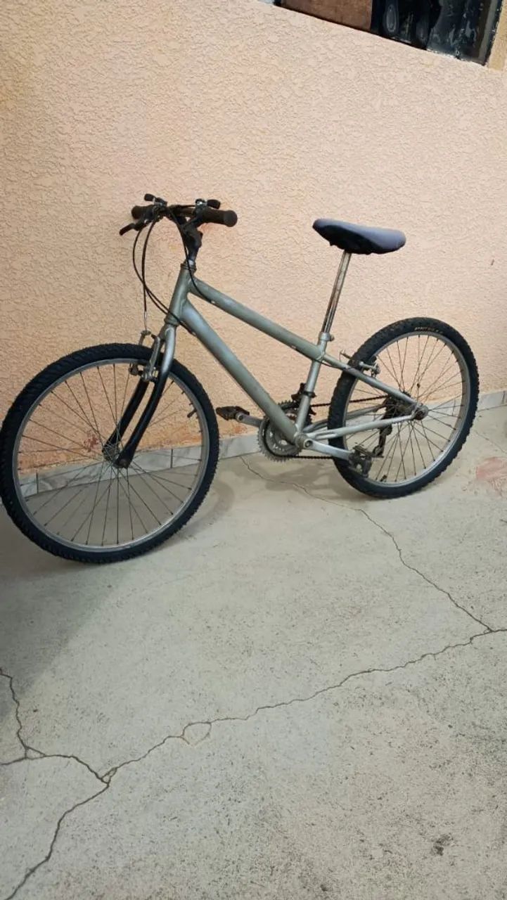 Bike aro 24 com marcha  - Foto 3