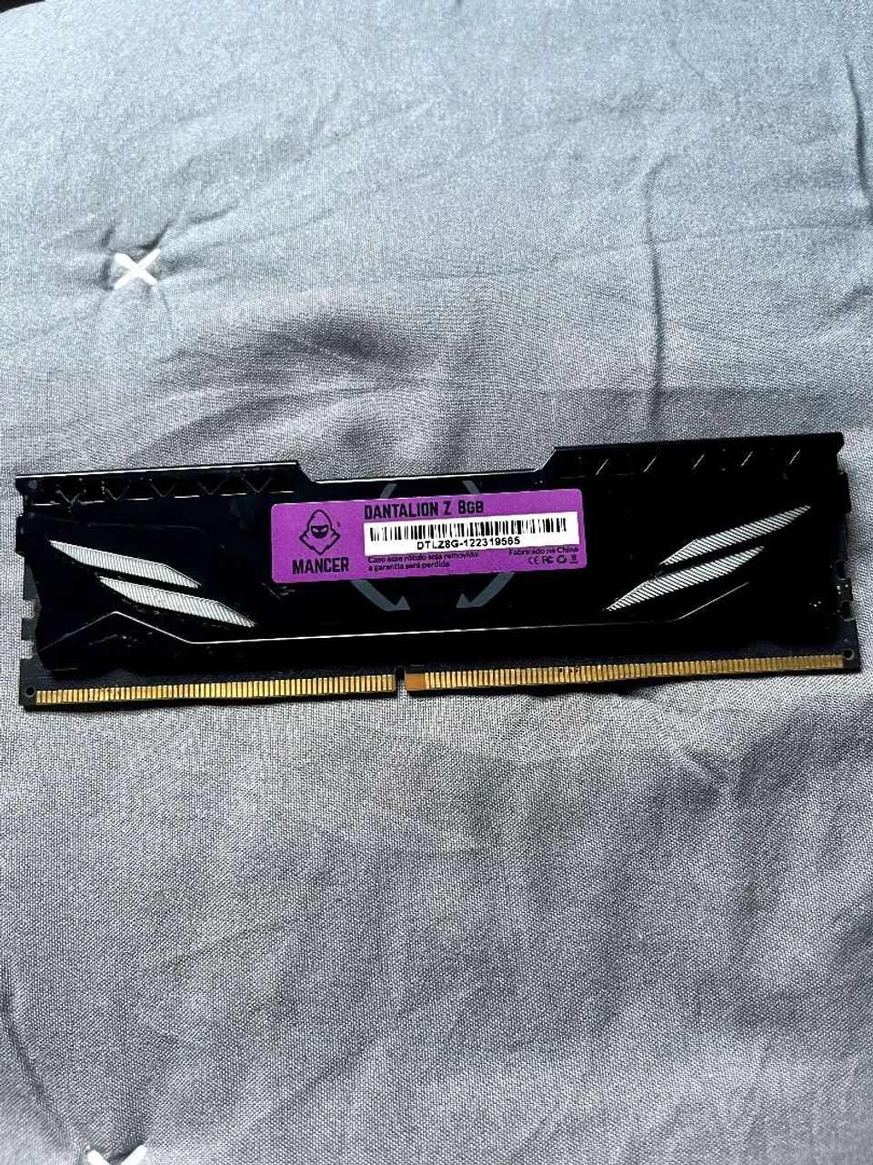 Memória RAM 8GB DDR4