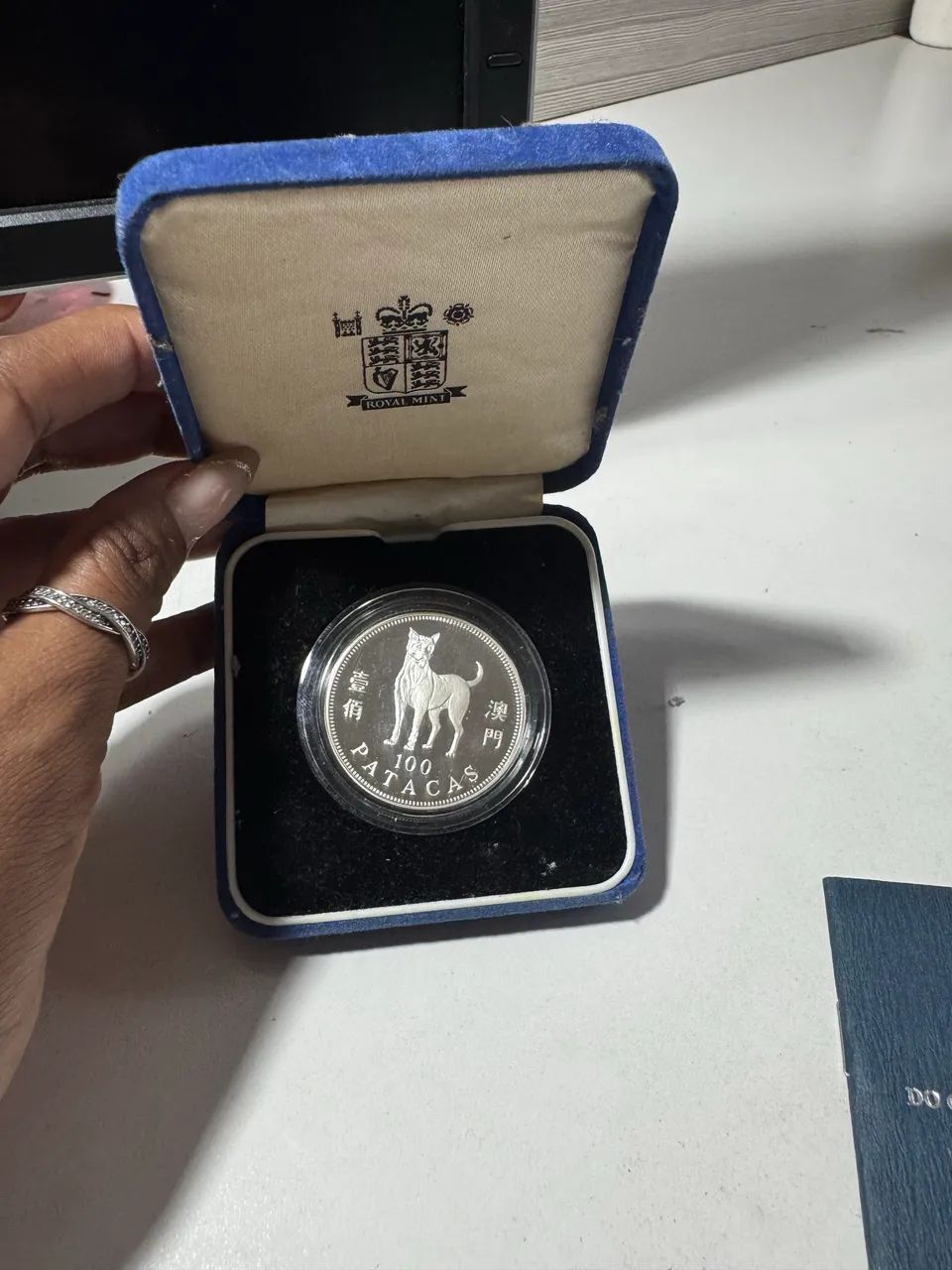 Moeda de coleção de 100 Patacas de Macau - Mitologia do Calendário Chinês - Foto 6
