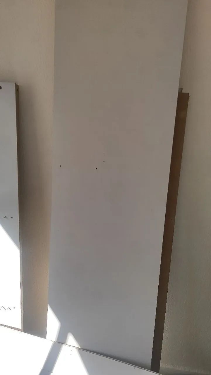 Garda-roupa semi-novo. 1 ano de uso.  - Foto 2