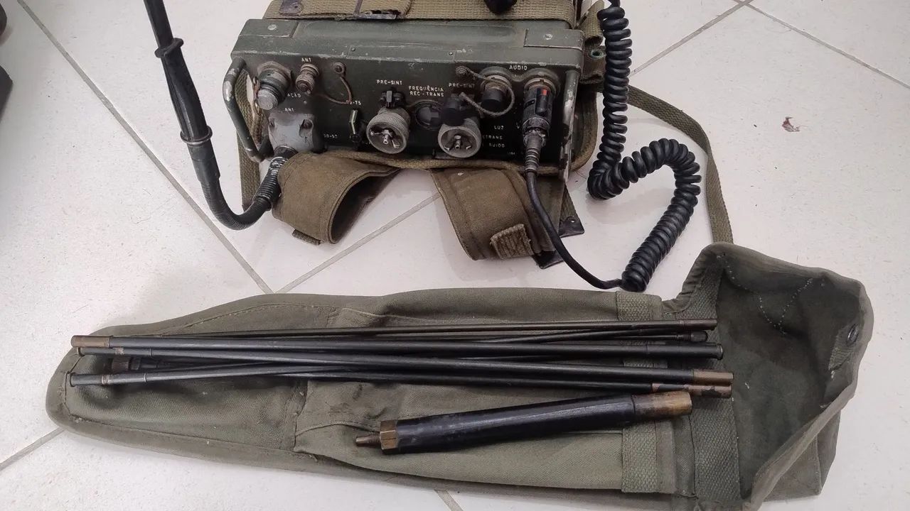 Radio militar RY20. funcionando...