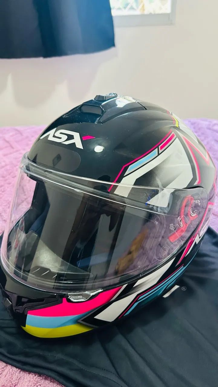VENDO CAPACETE