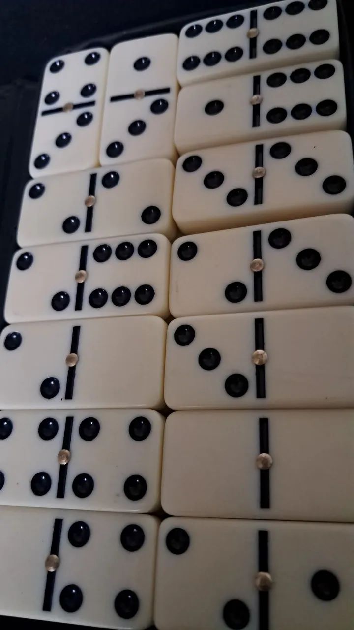 Jogo de dominó  - Foto 2