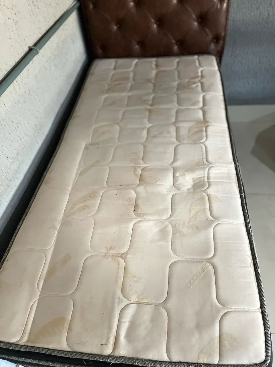 Cama Box solteiro 
