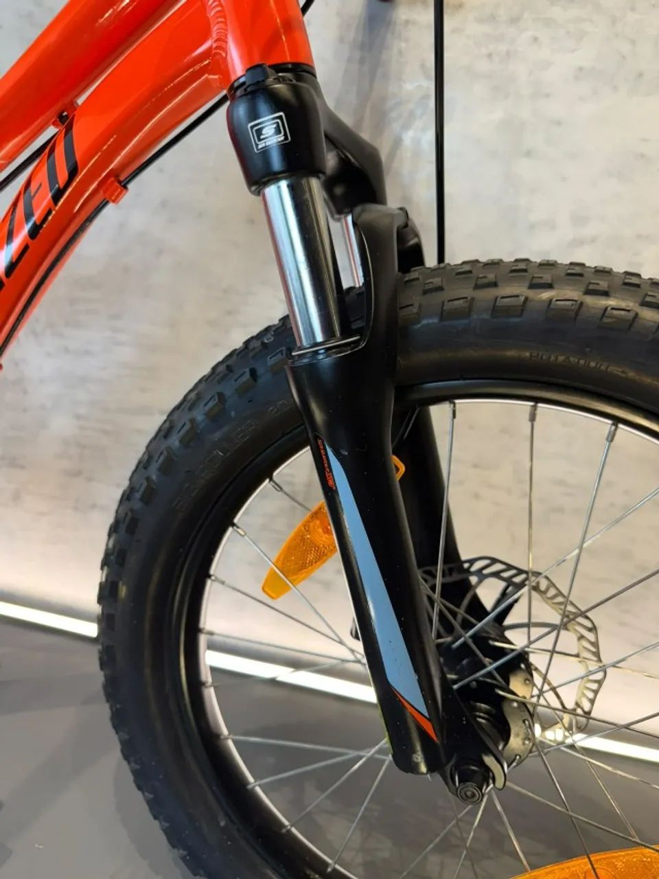 Bicicleta Specialized aro 20 alumínio - Foto 3