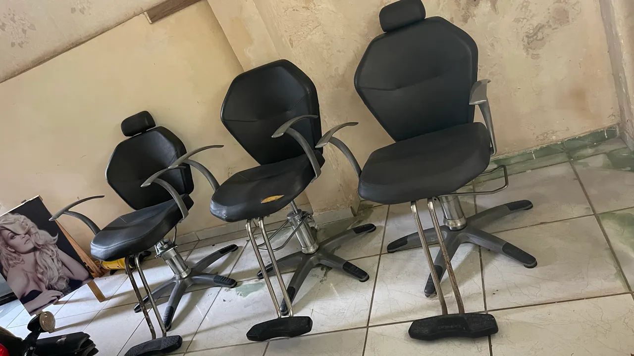 Vendo cadeiras de salão  - Foto 2