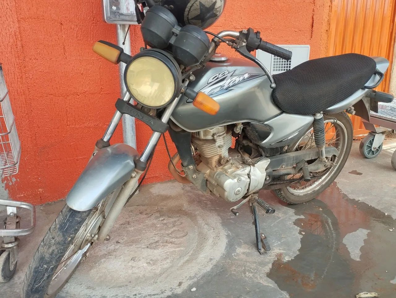 Honda Titan KS 125 Ano/2003 - Foto 3