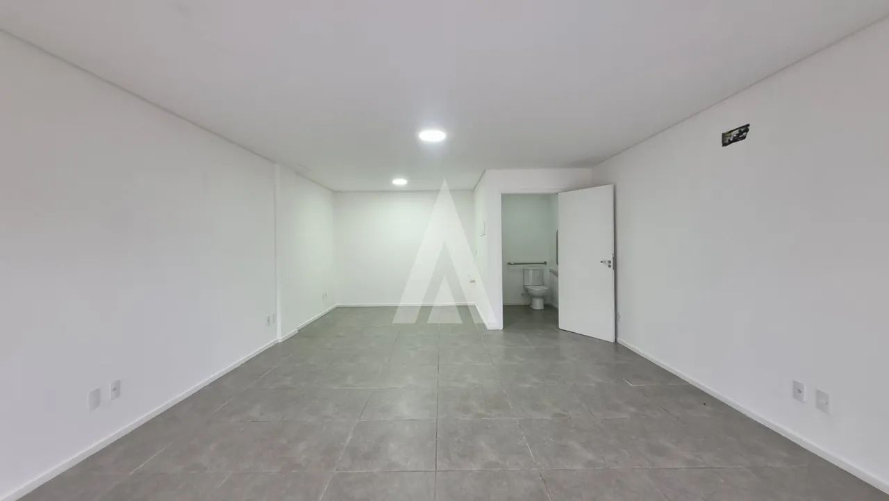 Sala no bairro Costa e Silva com 40,12 m² e com 01 lavabo. - Foto 3