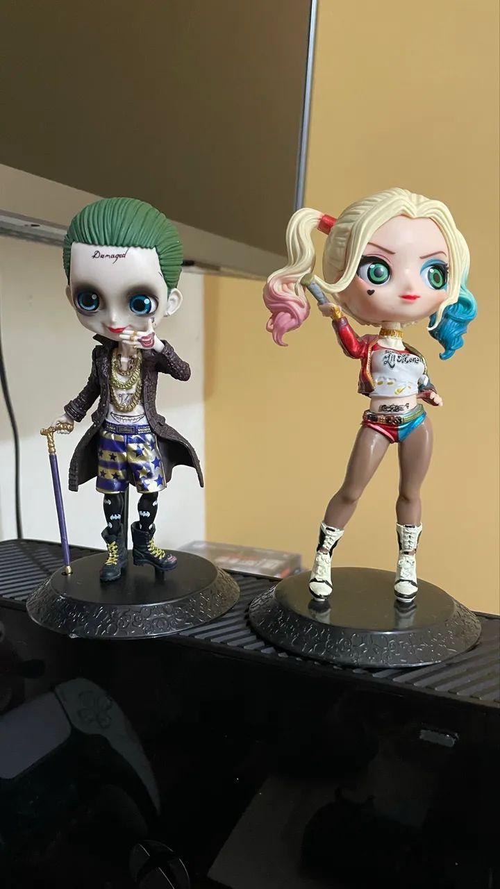  Action Figure Arlequina Esquadrão Suicida + Coringa Joker
