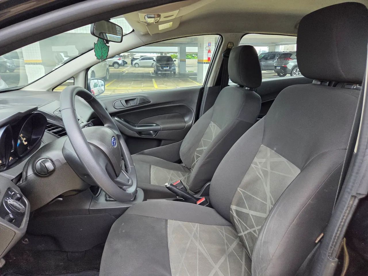 Ford Fiesta 1.5 16V Flex Mec. 5P 2014 - Foto 15
