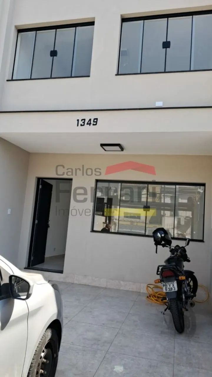 Sobrado comercial com 3 quartos, 2 banheiros, 150 m2, Água Fria