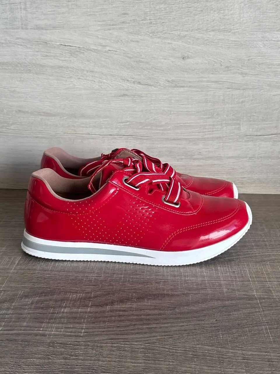 Tênis Vermelho Viamarte - Foto 2