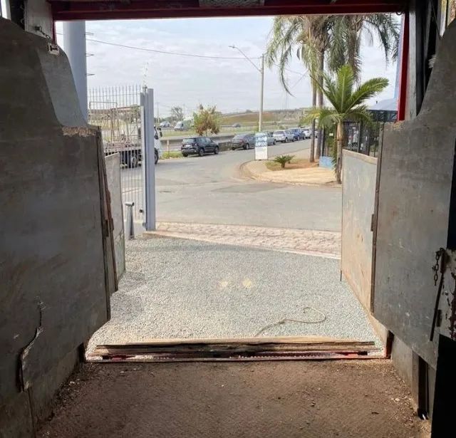 Mb Accelo 815 4x2 - 2012 baú  - Foto 8