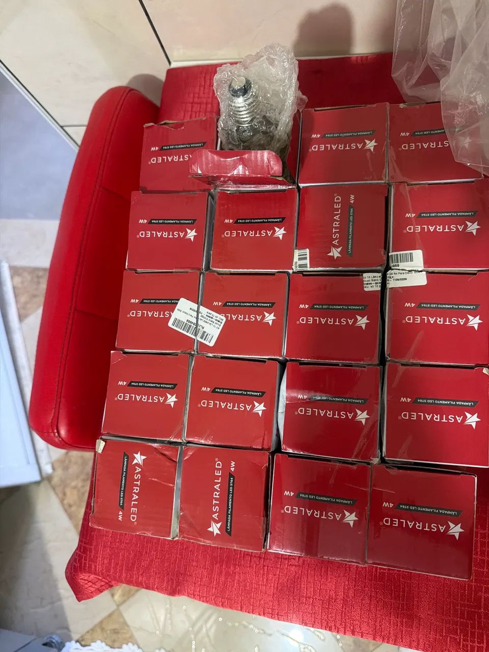 Kit de 20 Lâmpadas  amarela  para decoração 4W - Foto 5