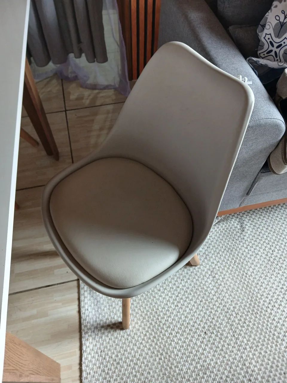 Mesa de jantar com cadeiras - Foto 2