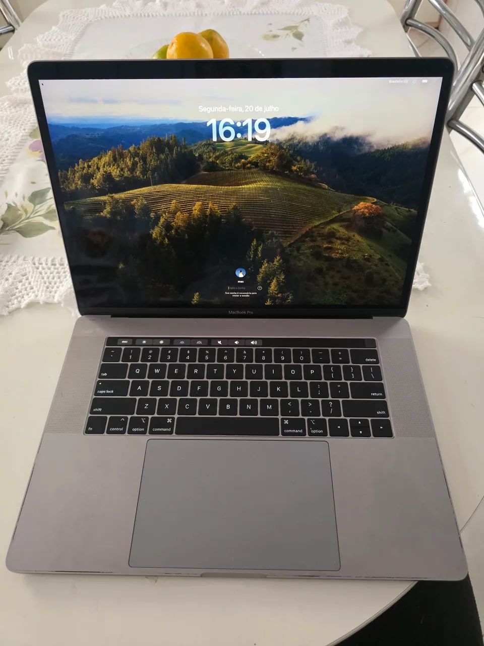 macbook pro 2019 15