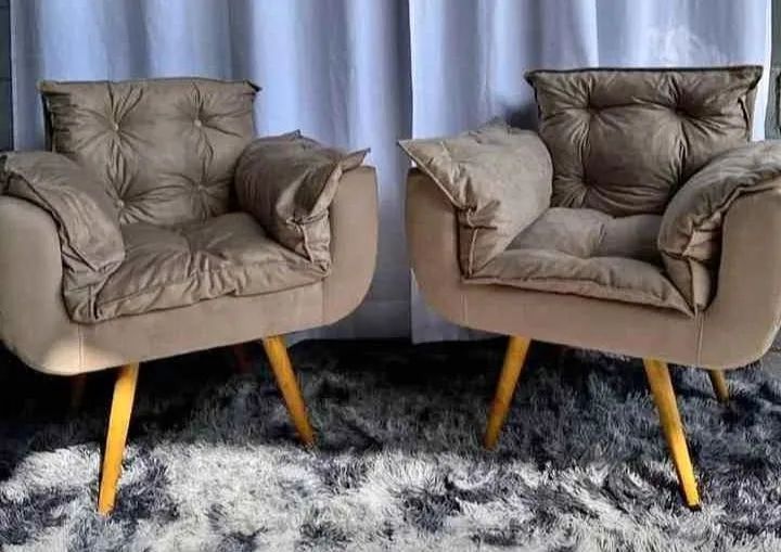 Duas poltronas opala por 498,00 