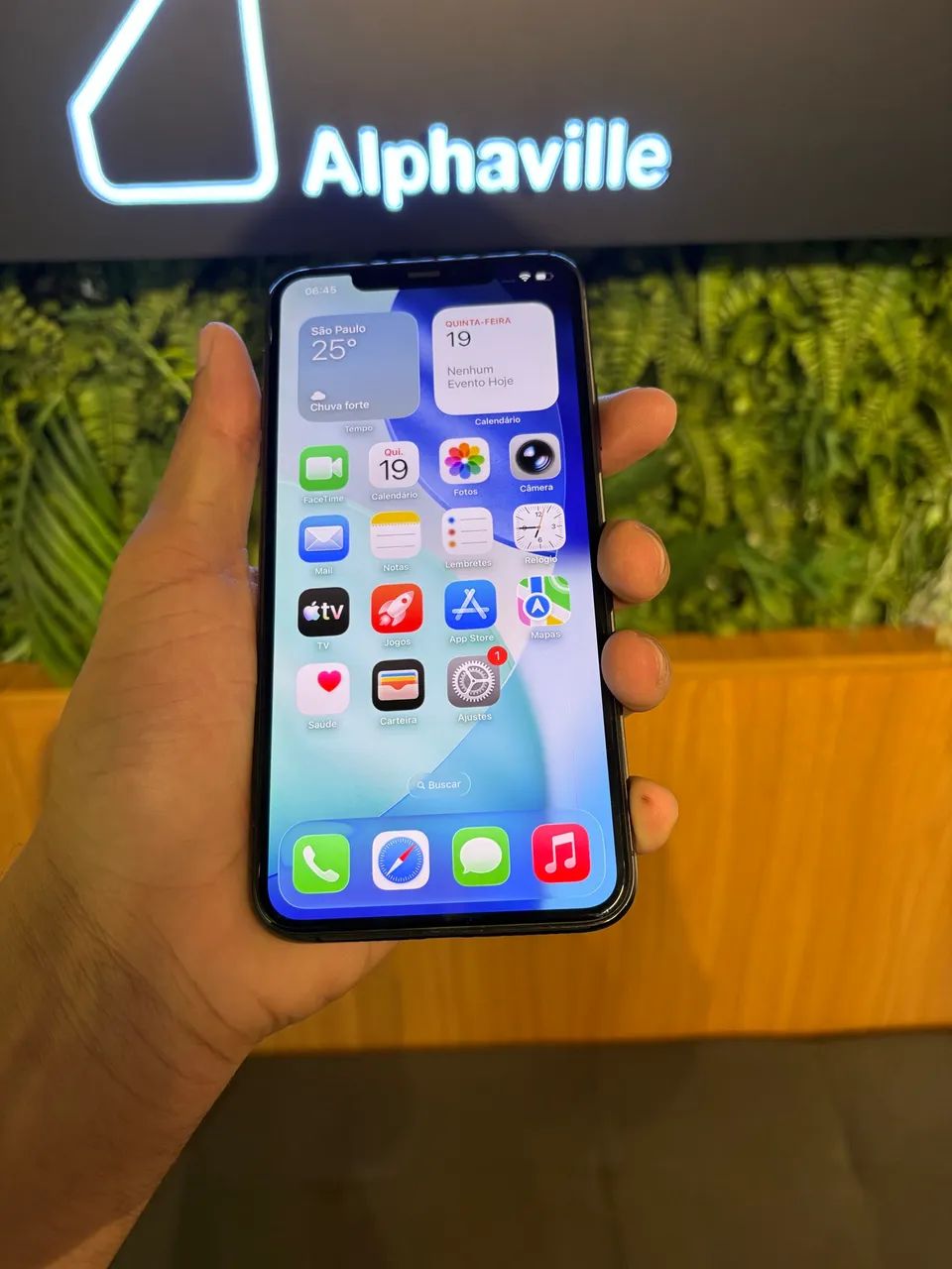 Iphone 11 PRO MAX aceito troca e parcelo  - Foto 4