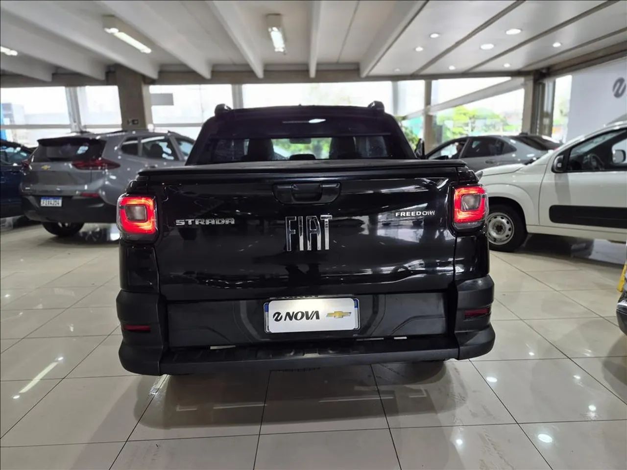 Fiat Strada Freedom 1.3 Flex 8V CD, foto 6 de 15