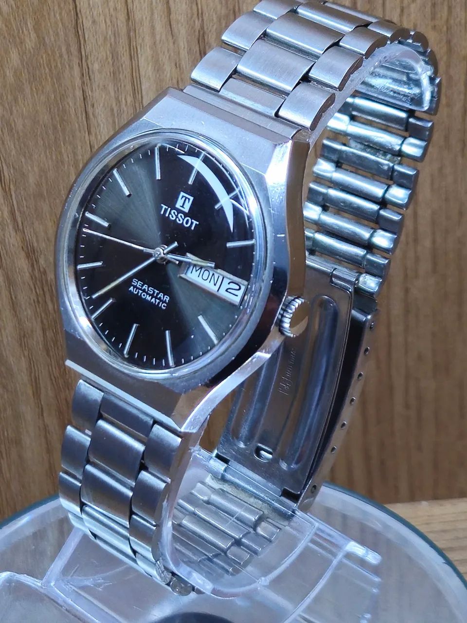 Relógio Tissot  Seastar Automatic  Day-date  - Foto 4