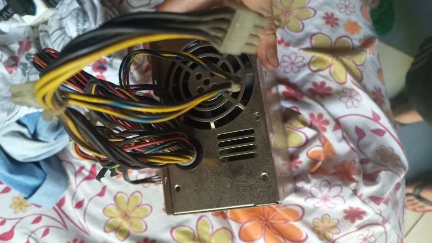 fonte de servidor 420w pra desktop - Foto 5