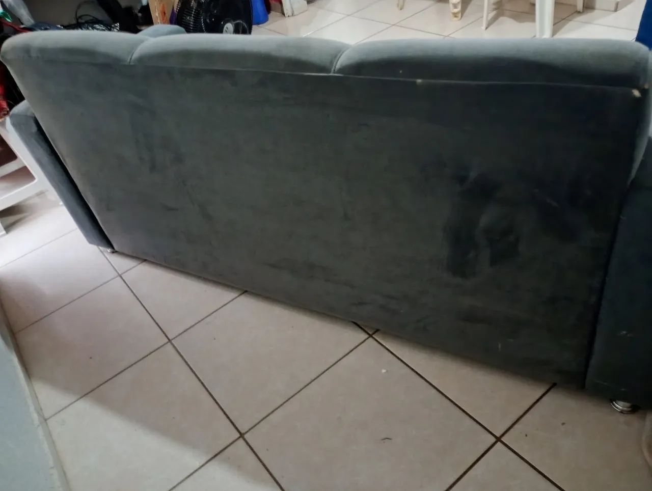 Vende-se sofá em ótimas condições R$270.00