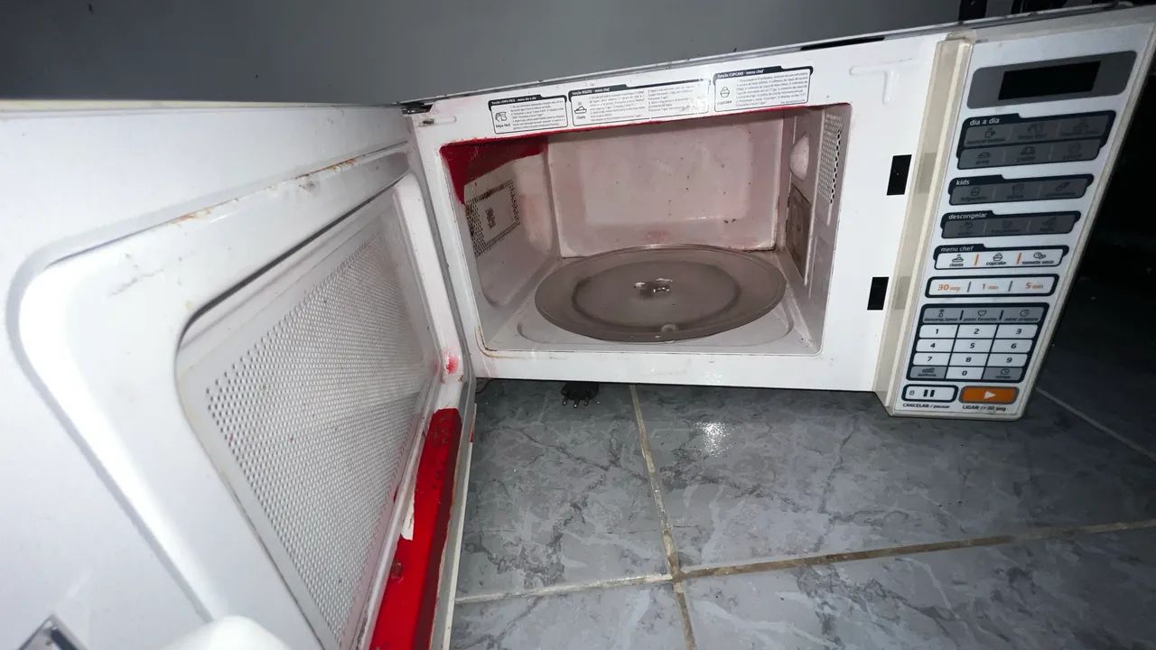 Microondas midea 23 L - Foto 2