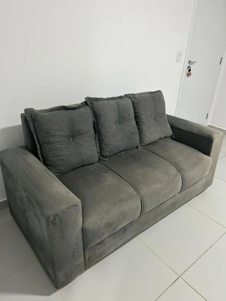Sofá 3 lugares - Foto 2