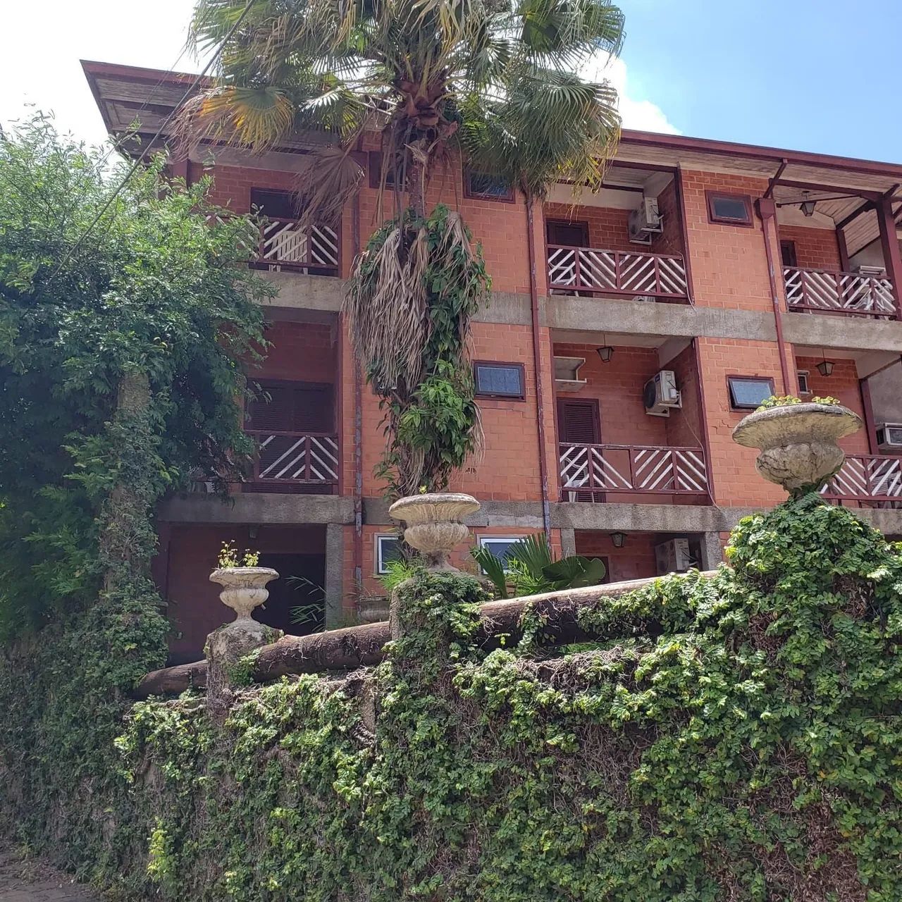Hotel/Área comercial - Águas de São Pedro