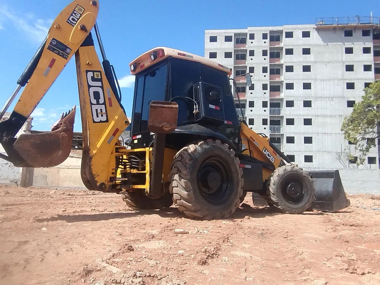 Retroescavadeira jcb - Foto 4