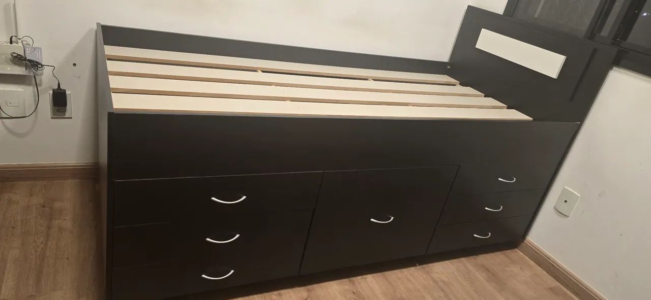 Cama de Solteiro com 7 Gavetas - Preta e Branca - Excelente Estado - Foto 5