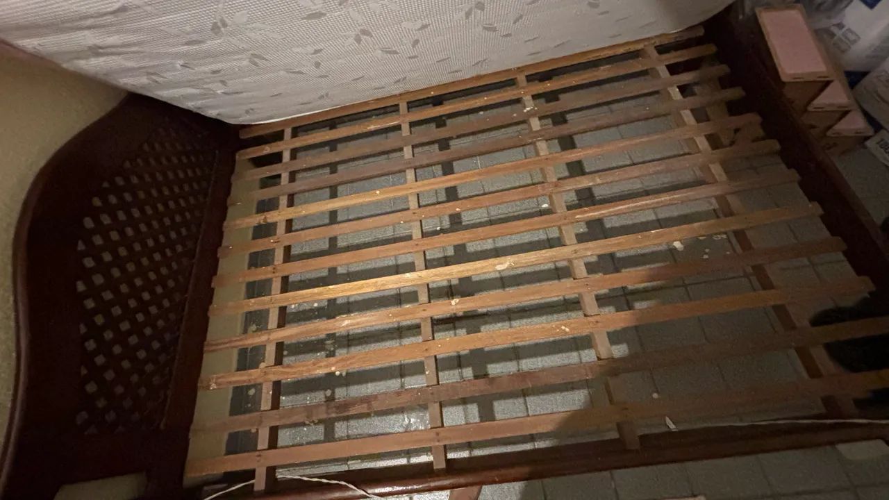 Cama de casal madeira maciça  - Foto 3