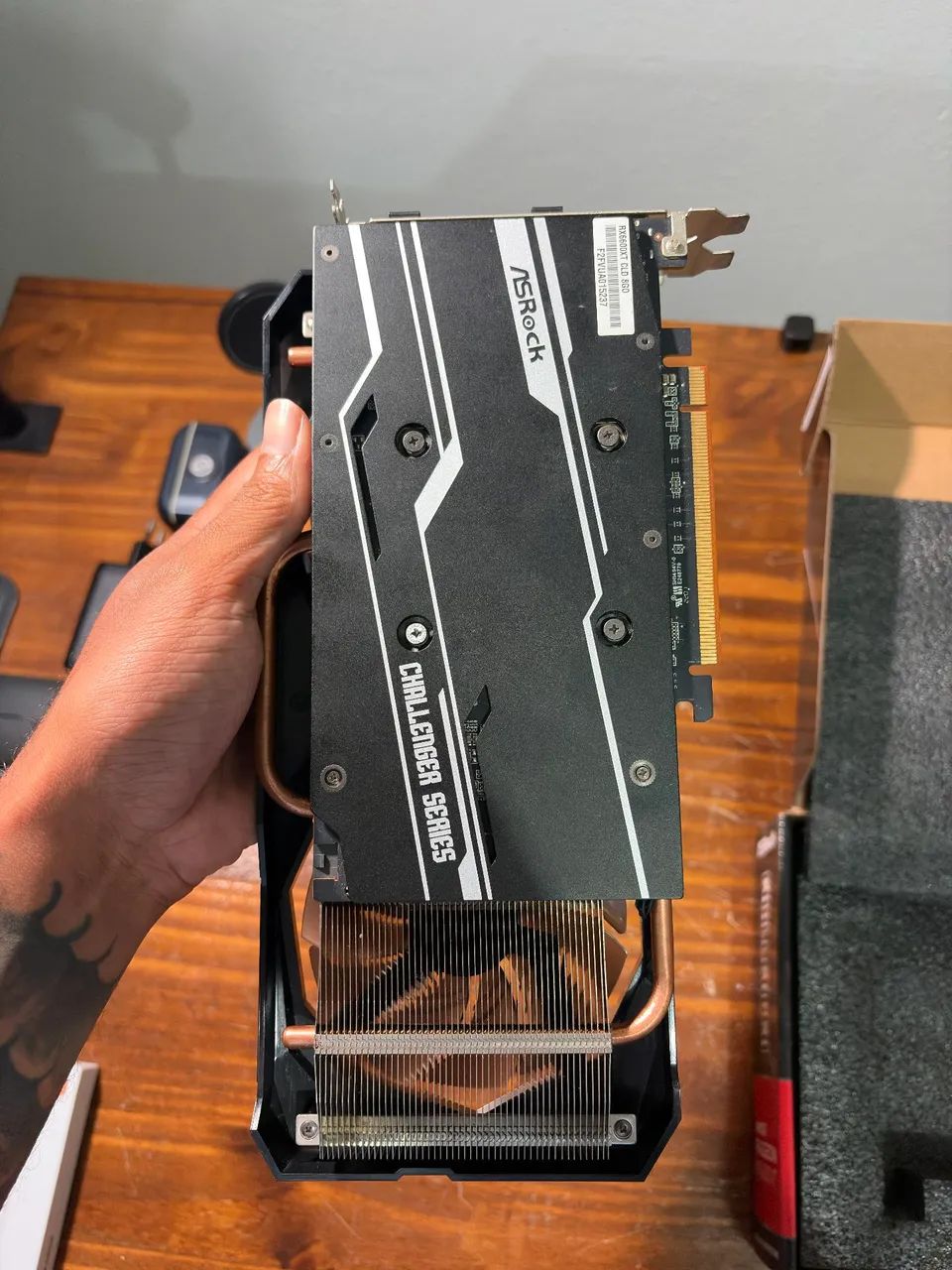 Placa de vídeo 6600XT 8gb Asrock - Foto 2