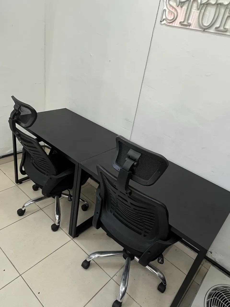 Mesa e cadeira de escritório  - Foto 4