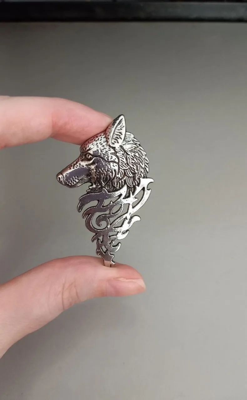 Pin Broche de Lobo (novo) - Foto 4