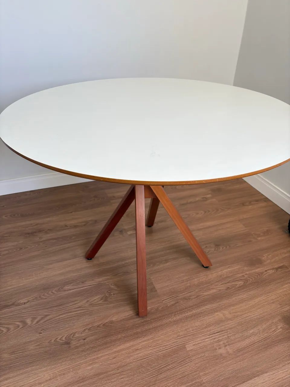 Mesa em MDF - Foto 4