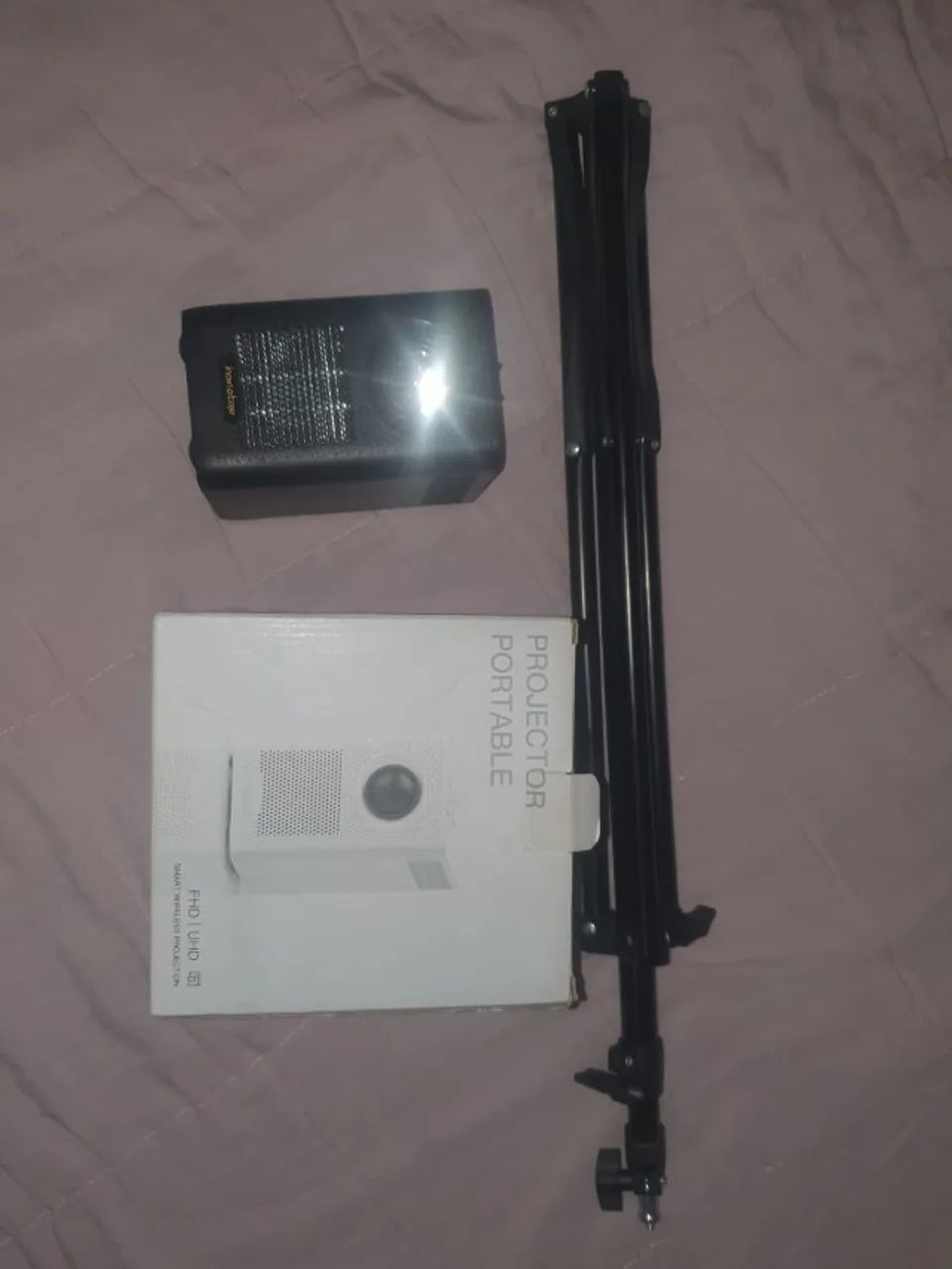 Projetor HongTop S30 MAX - Android 10 - 2GB RAM 16GB ROM 