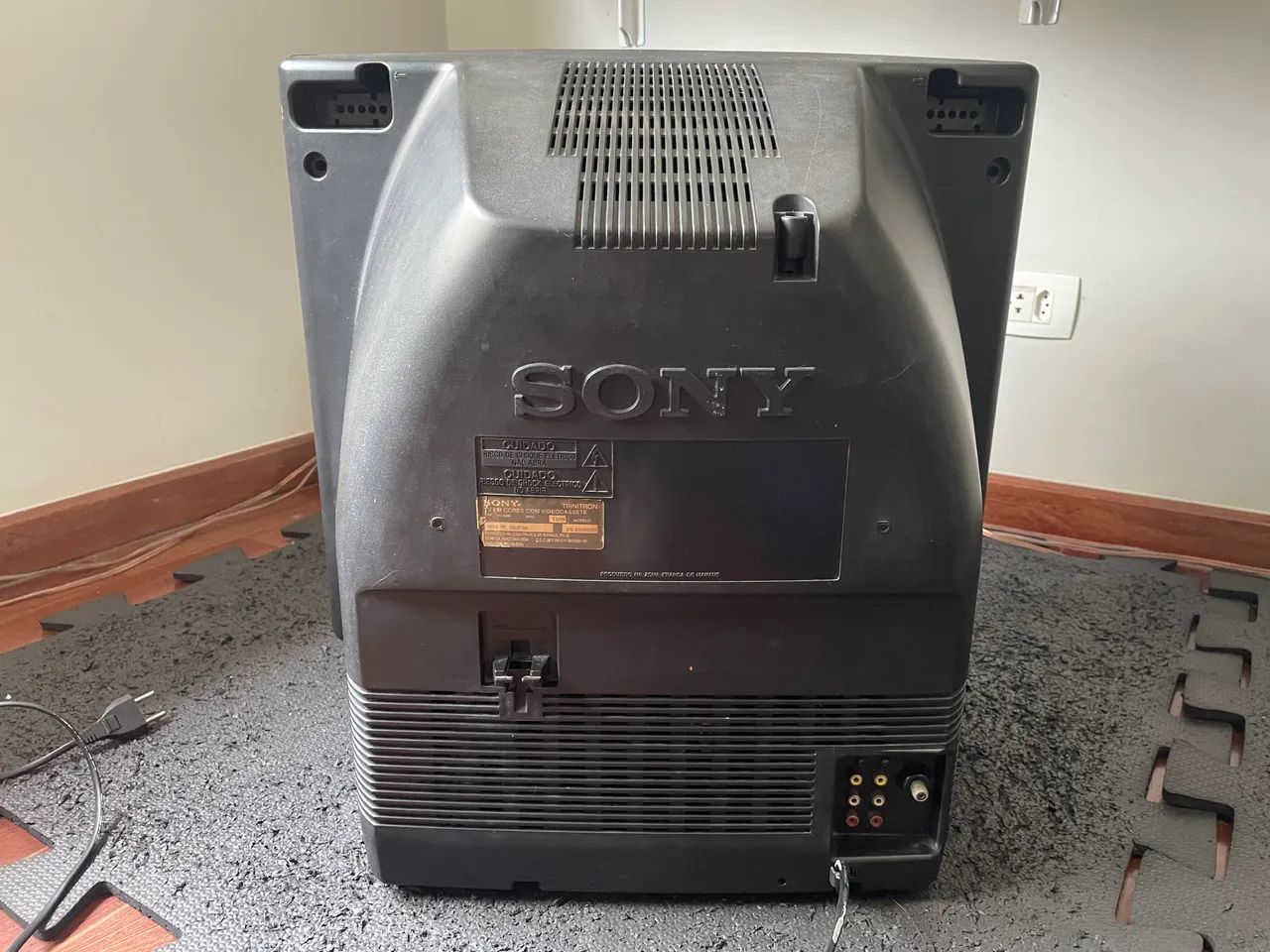 Televisão Sony Trinitron KV-21VH5BR - Foto 4